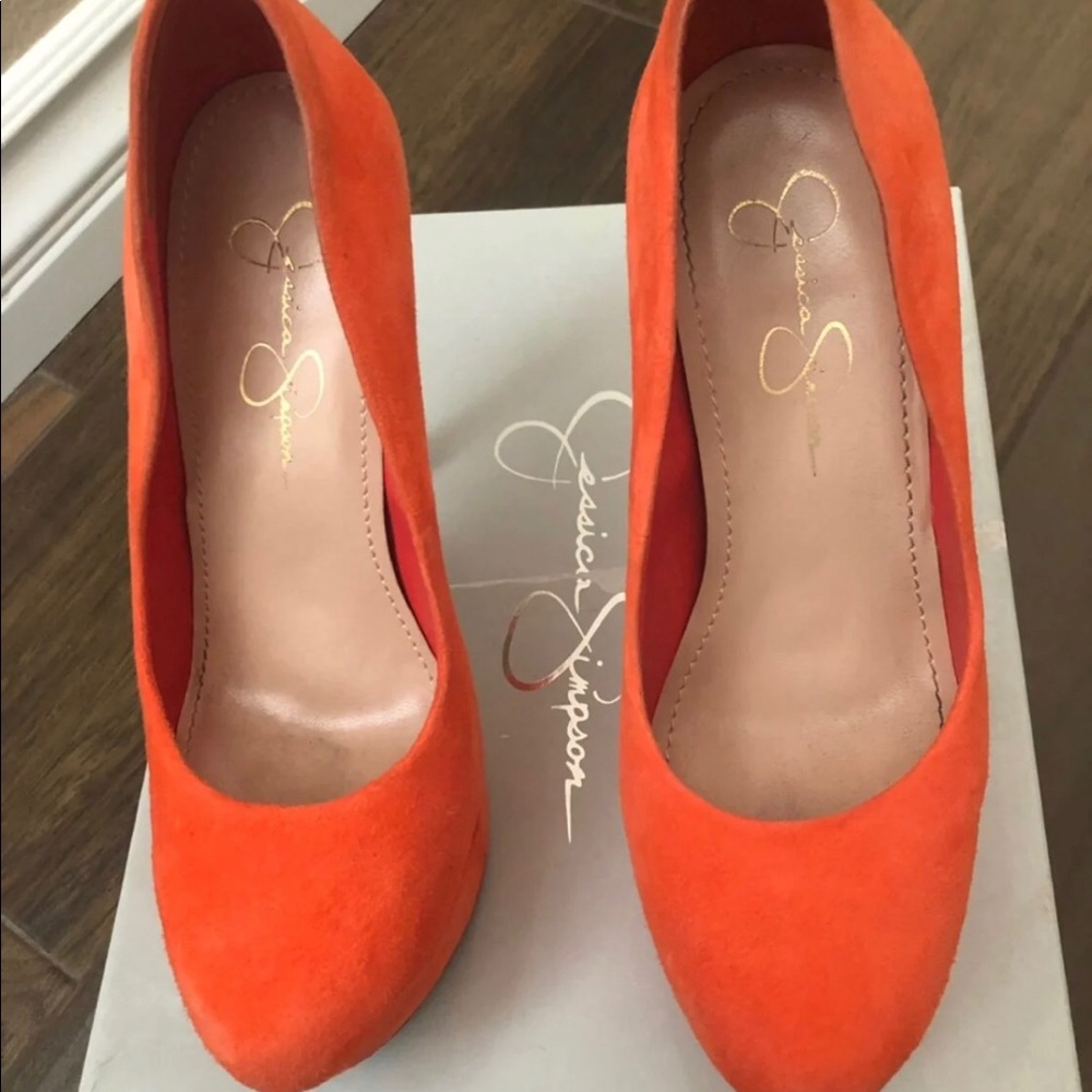Woman’s shoes